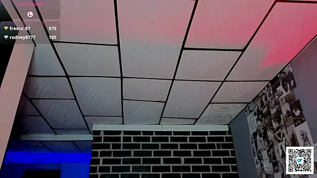 Goddivaa online show from 04-21-26, 03:46