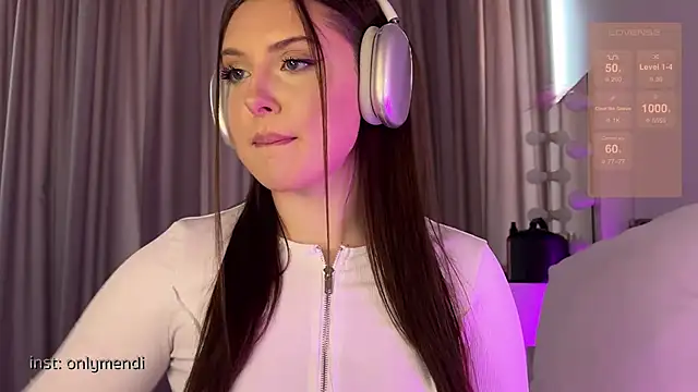 Snapshot of MENNDI chatting on 01-29-25, 11:41 MENNDI online show from 01-29-25, 11:41