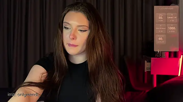 Snapshot of MENNDI chatting on 02-08-25, 03:21 MENNDI online show from 02-08-25, 03:21