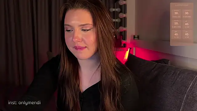 Snapshot of MENNDI chatting on 02-27-25, 12:32 MENNDI online show from 02-27-25, 12:32