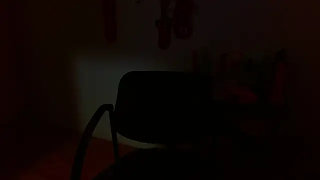 Snapshot of JessicaRabbit04 chatting on 01-15-25, 01:20 JessicaRabbit04 online show from 01-15-25, 01:20