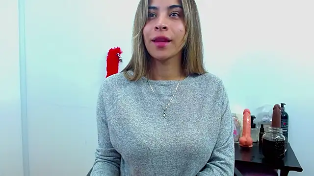 Snapshot of JessicaRabbit04 chatting on 01-15-25, 09:20 JessicaRabbit04 online show from 01-15-25, 09:20