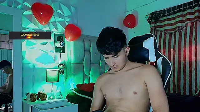 santyago taylor online show from 02-27-25, 07:26