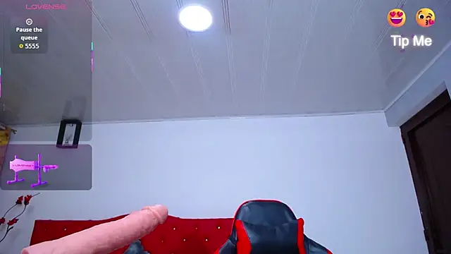 cristal horny19 online show from 04-21-26, 01:42