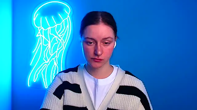 Snapshot of Fantasy_July chatting on 03-12-25, 09:34 Fantasy July online show from 03-12-25, 09:34