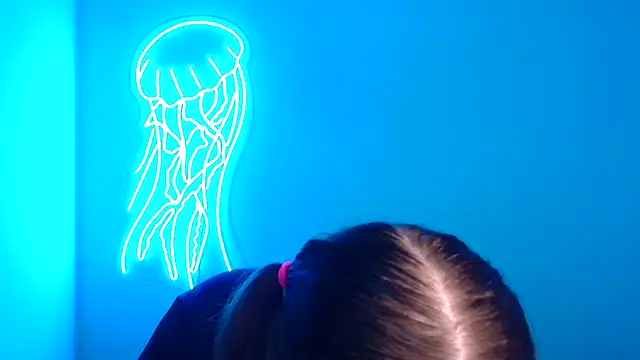 Snapshot of Fantasy_July chatting on 03-15-25, 06:47 Fantasy July online show from 03-15-25, 06:47