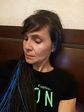 Francenia lolis online show from 09-19-25, 08:31