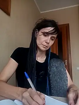 Francenia lolis online show from 10-29-25, 07:43