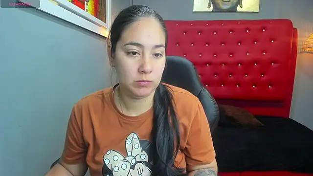 Snapshot of lizzaxs chatting on 03-19-25, 12:56 lizzaxs online show from 03-19-25, 12:56