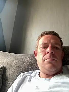 Snapshot of mrwright878787 chatting on 05-21-26, 03:19 mrwright878787 online show from 05-21-26, 03:19