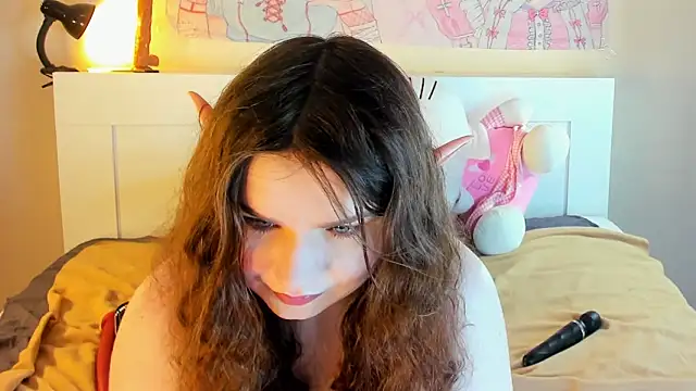 kuraii1  online show from 12-21-24, 12:09