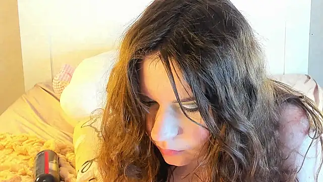 kuraii1  online show from 01-17-25, 03:34