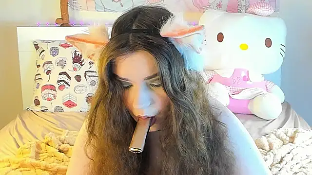 kuraii1  online show from 01-19-25, 12:28