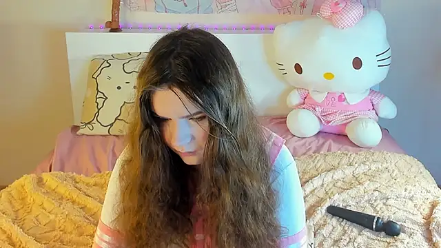 kuraii1  online show from 02-14-25, 02:18