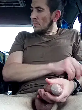 Snapshot of TattMan13 chatting on 01-16-25, 03:46 TattMan13 online show from 01-16-25, 03:46