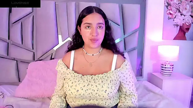 Snapshot of paulette_dupont chatting on 01-31-25, 03:30 paulette dupont online show from 01-31-25, 03:30