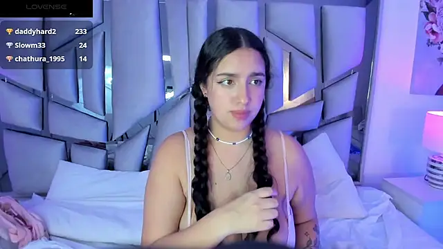 Snapshot of paulette_dupont chatting on 02-03-25, 06:56 paulette dupont online show from 02-03-25, 06:56