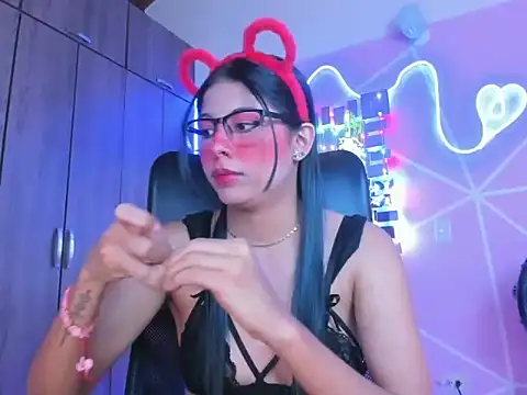 Snapshot of _ALLYSON18_ chatting on 01-20-25, 02:25 ALLYSON18 online show from 01-20-25, 02:25
