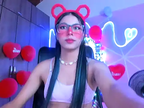 Snapshot of _ALLYSON18_ chatting on 02-20-25, 05:51 ALLYSON18 online show from 02-20-25, 05:51