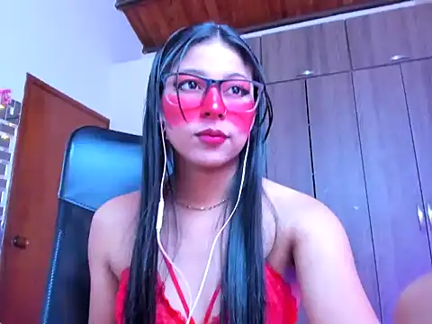 Snapshot of _ALLYSON18_ chatting on 09-26-25, 11:36 ALLYSON18 online show from 09-26-25, 11:36