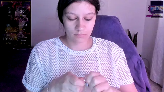 Snapshot of witchskarlata chatting on 10-27-25, 01:48 witchskarlata online show from 10-27-25, 01:48