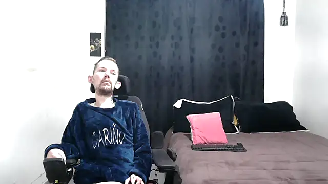 Sophia and Thomas online show from 12-21-24, 11:11