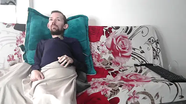 Sophia and Thomas online show from 04-09-26, 03:50