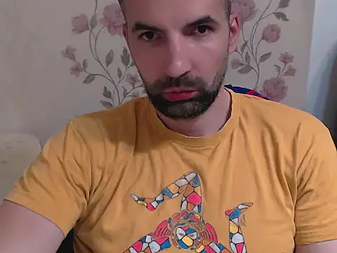 Snapshot of Leo_1617 chatting on 05-27-26, 05:43 Leo 1617 online show from 05-27-26, 05:43