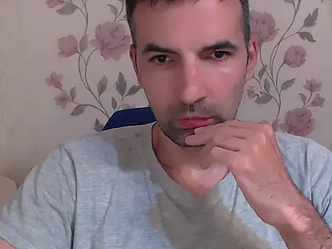Snapshot of Leo_1617 chatting on 06-02-26, 08:00 Leo 1617 online show from 06-02-26, 08:00