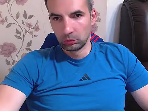 Snapshot of Leo_1617 chatting on 06-03-26, 06:35 Leo 1617 online show from 06-03-26, 06:35