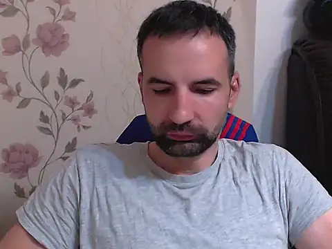 Snapshot of Leo_1617 chatting on 06-13-26, 08:29 Leo 1617 online show from 06-13-26, 08:29