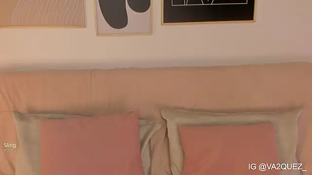 Heyloreley online show from 01-12-26, 02:50