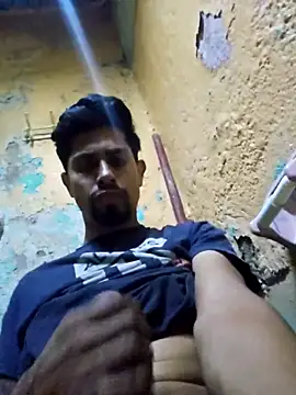 Snapshot of Menpolla_hot chatting on 11-16-25, 03:45 Menpolla hot online show from 11-16-25, 03:45