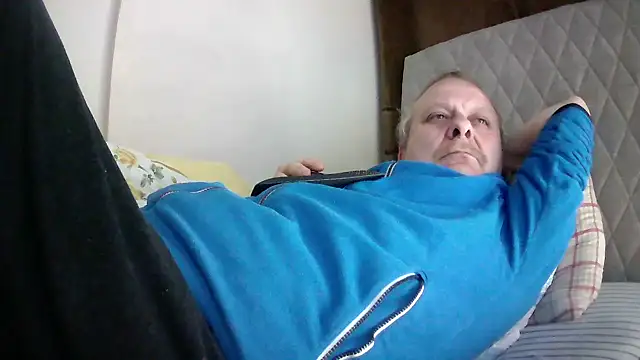 Snapshot of amylrmm1903 chatting on 04-28-26, 09:31 amylrmm1903 online show from 04-28-26, 09:31