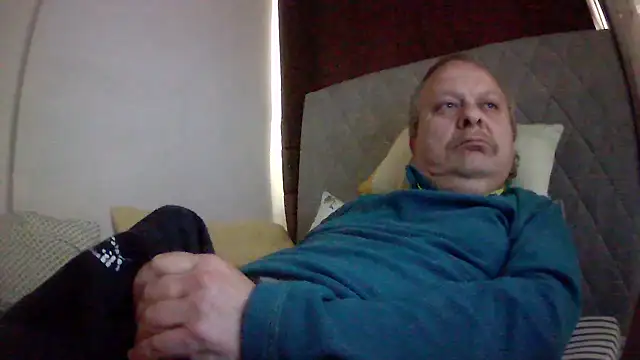 Snapshot of amylrmm1903 chatting on 05-03-26, 07:14 amylrmm1903 online show from 05-03-26, 07:14