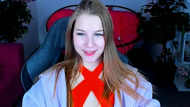 CuteMousee online show from 12-24-24, 06:00