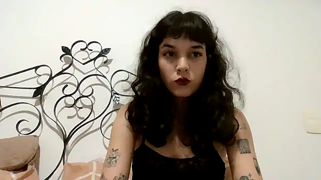 kimmykink online show from 10-14-25, 11:49