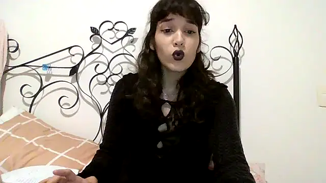 kimmykink online show from 10-20-25, 09:37