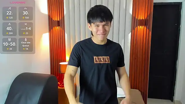 Snapshot of Ryo_kush chatting on 10-23-25, 04:01 Ryo kush online show from 10-23-25, 04:01