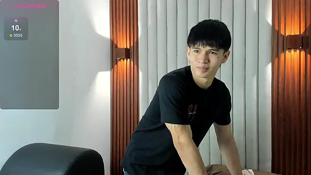 Snapshot of Ryo_kush chatting on 11-22-25, 03:38 Ryo kush online show from 11-22-25, 03:38