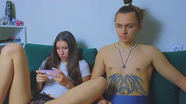 Snapshot of do_u_know_them chatting on 02-26-26, 03:00 do u know them online show from 02-26-26, 03:00