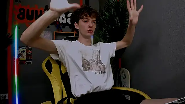 LukeSweet online show from 12-02-25, 10:42