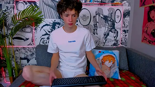 LukeSweet online show from 04-10-26, 02:22