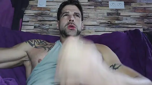 XxBigboybandxX online show from 12-08-24, 02:09