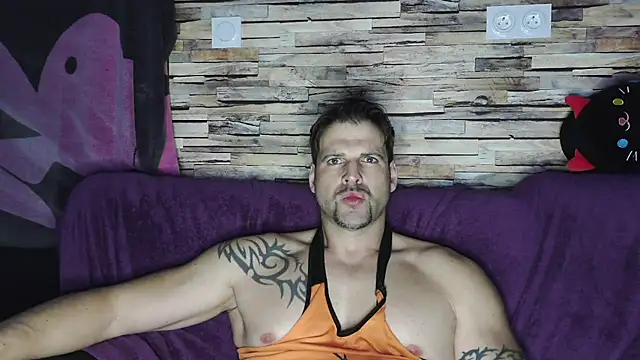 XxBigboybandxX online show from 03-04-25, 07:01