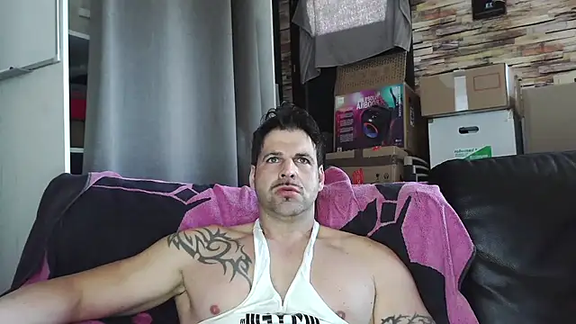 XxBigboybandxX online show from 03-09-26, 12:20