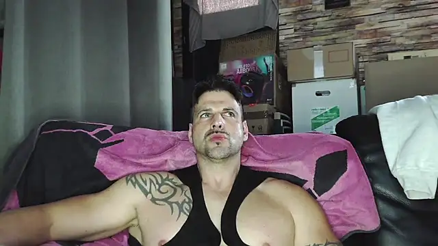 XxBigboybandxX online show from 03-12-26, 05:52