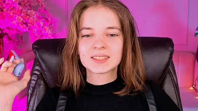 TinaDavil online show from 01-24-25, 08:43