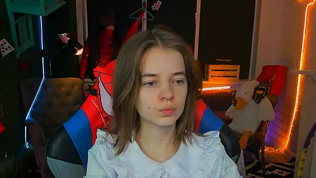 TinaDavil online show from 02-13-25, 01:05