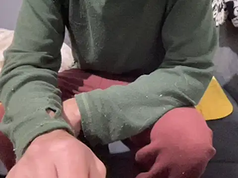 4small4inchlol online show from 02-08-25, 07:49